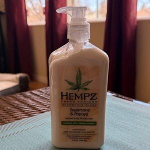 *NEW*Hempz Sugarcane & Papaya Moisturizer - Cream